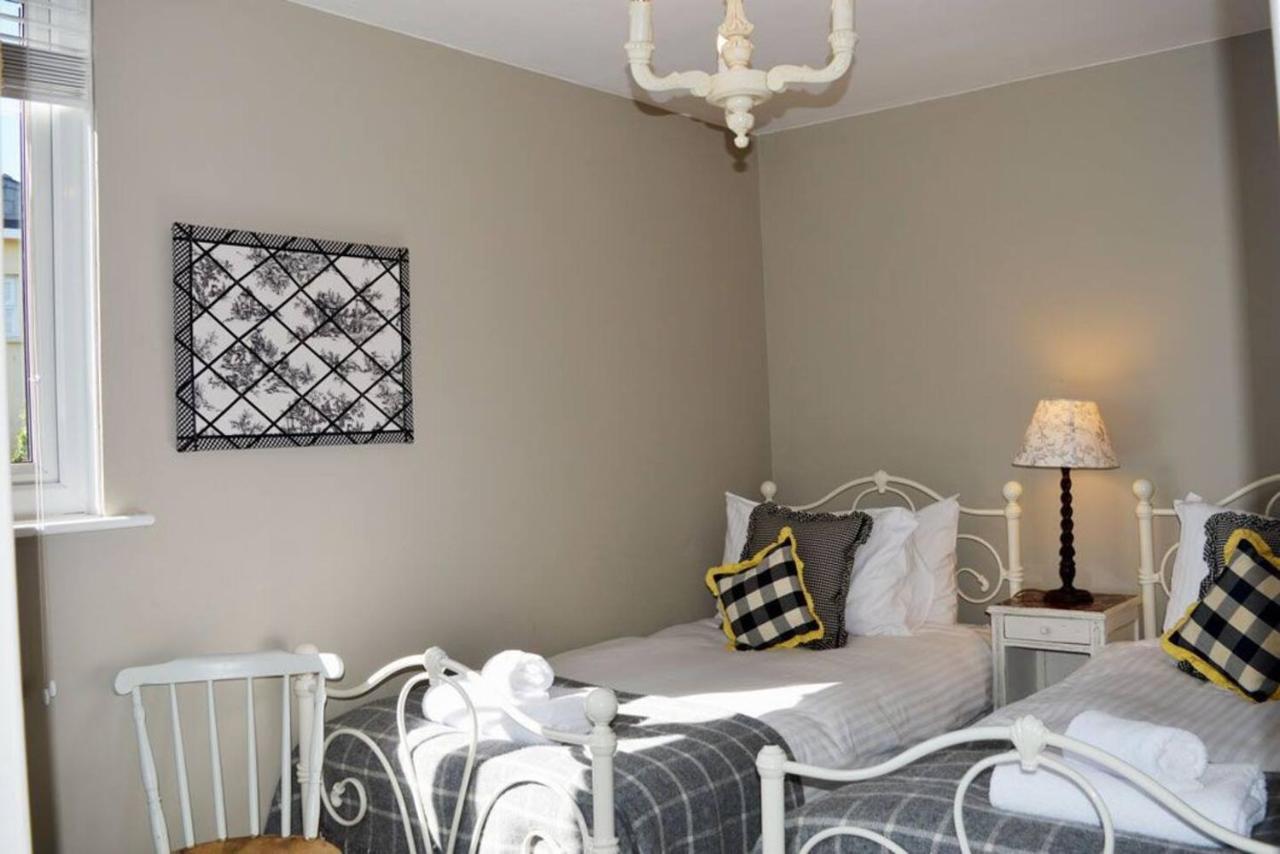 Number 20 - Central, Classic Style, Private And Parking Dartmouth Exterior foto
